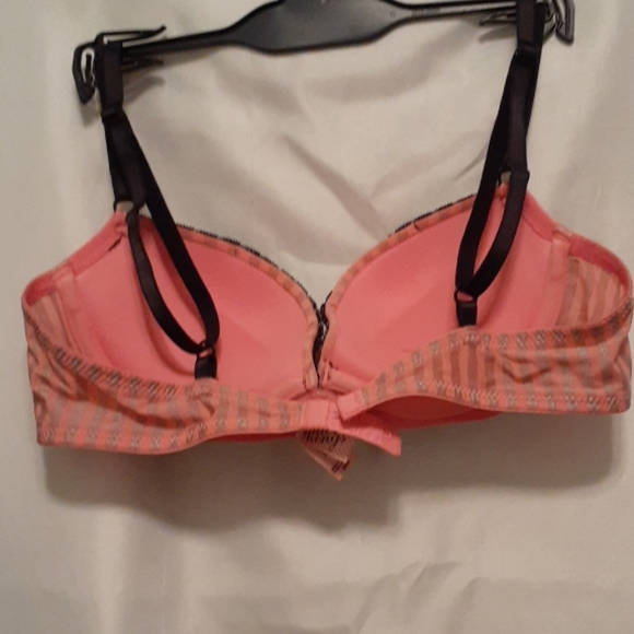 Bra - Picture 2 of 2